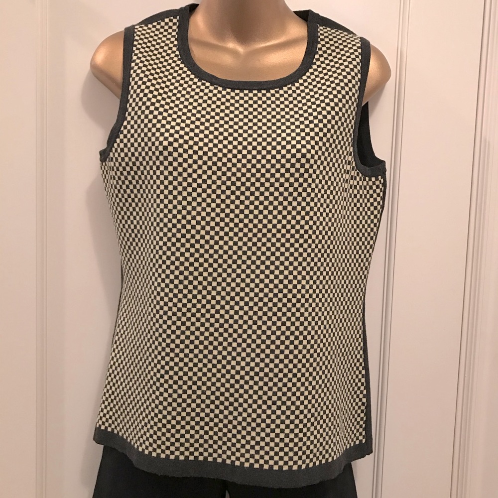 Carlisle gray/yellow sleeveless sweater